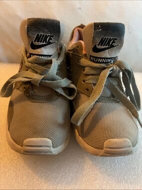 Nike Kids' Beige/Tan Mesh Running Sneakers